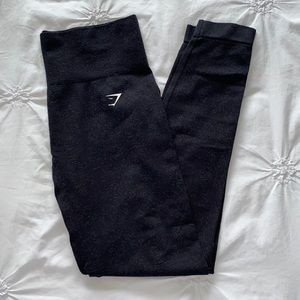 GYMSHARK matching black speckled set